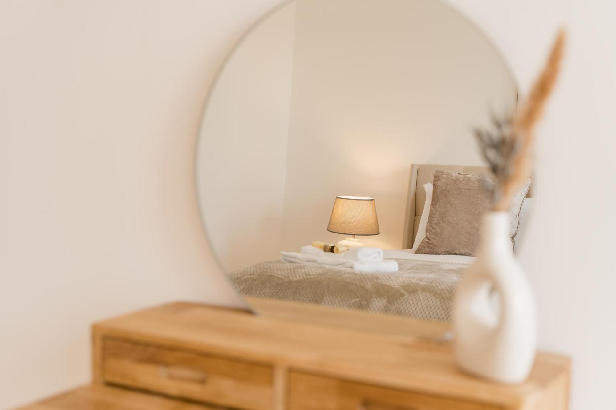Beautifully Done 5 Bed Barn Conversion In Heswall - Sleeps Up To 10 Buitenkant foto