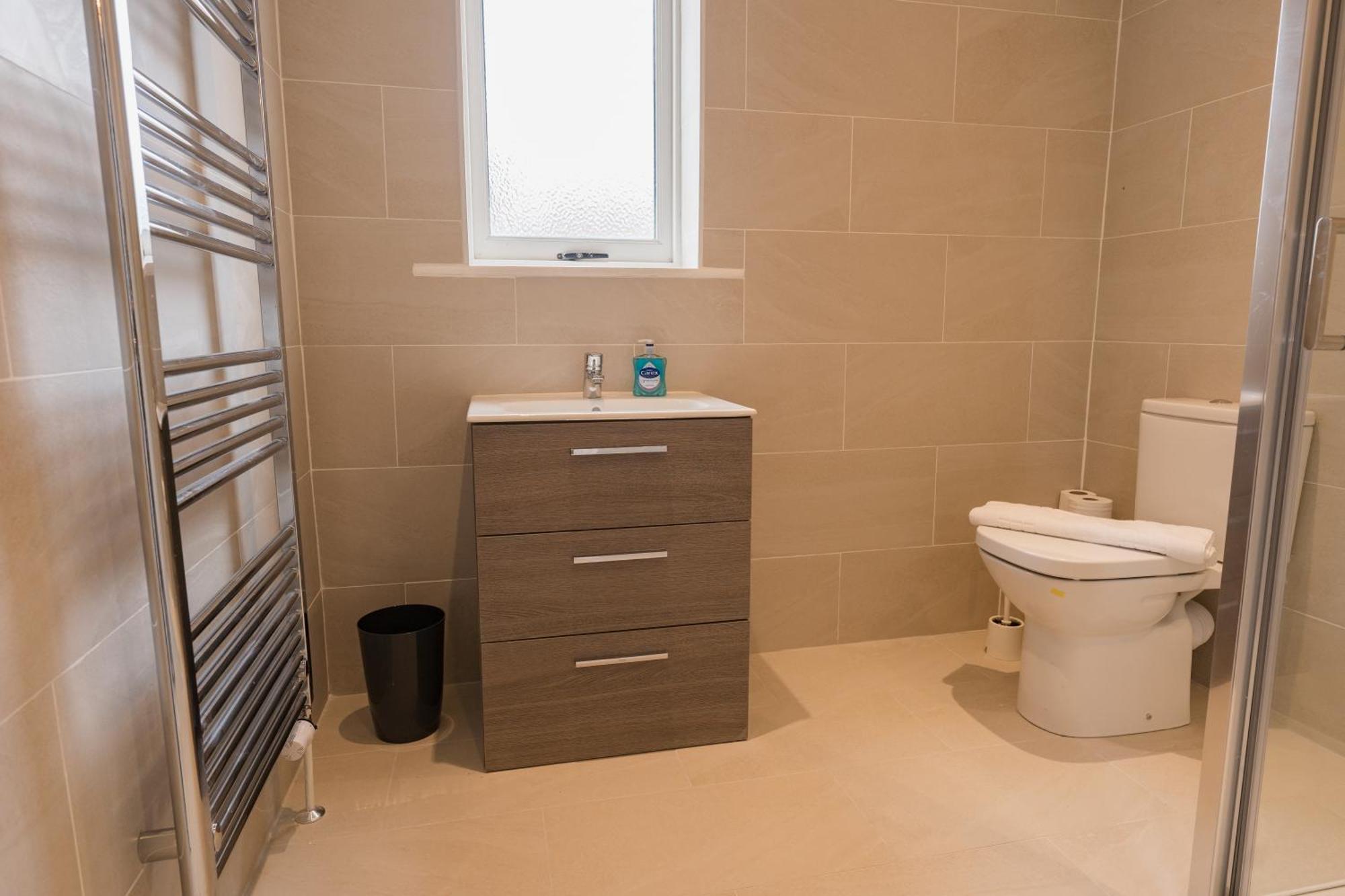 Beautifully Done 5 Bed Barn Conversion In Heswall - Sleeps Up To 10 Buitenkant foto